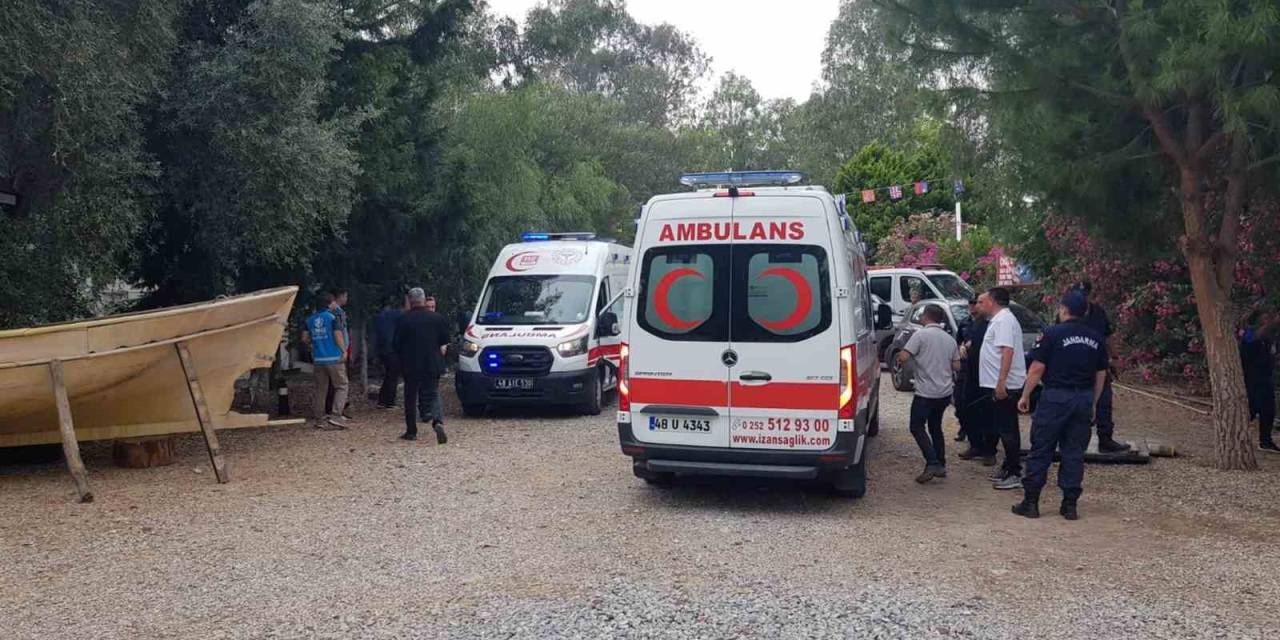 Kırıma Uğrayan Thk Uçağındaki Personel Hastaneye Sevk Edildi