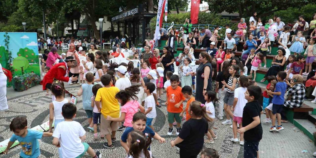 Öğrencilere Karne Şenliği