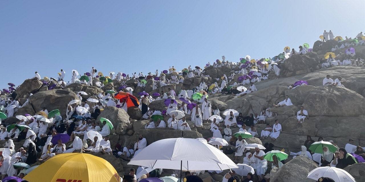 Hicri 1445 Yılının Hacıları Arafat’ta Toplandı