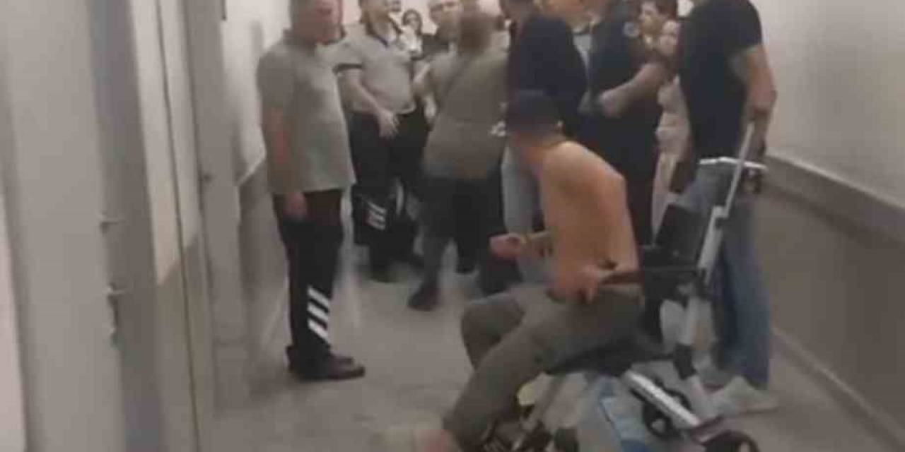 Sancaktepe’de Hasta Ve Yakınları Küfürler Savurarak Doktora Saldırdı