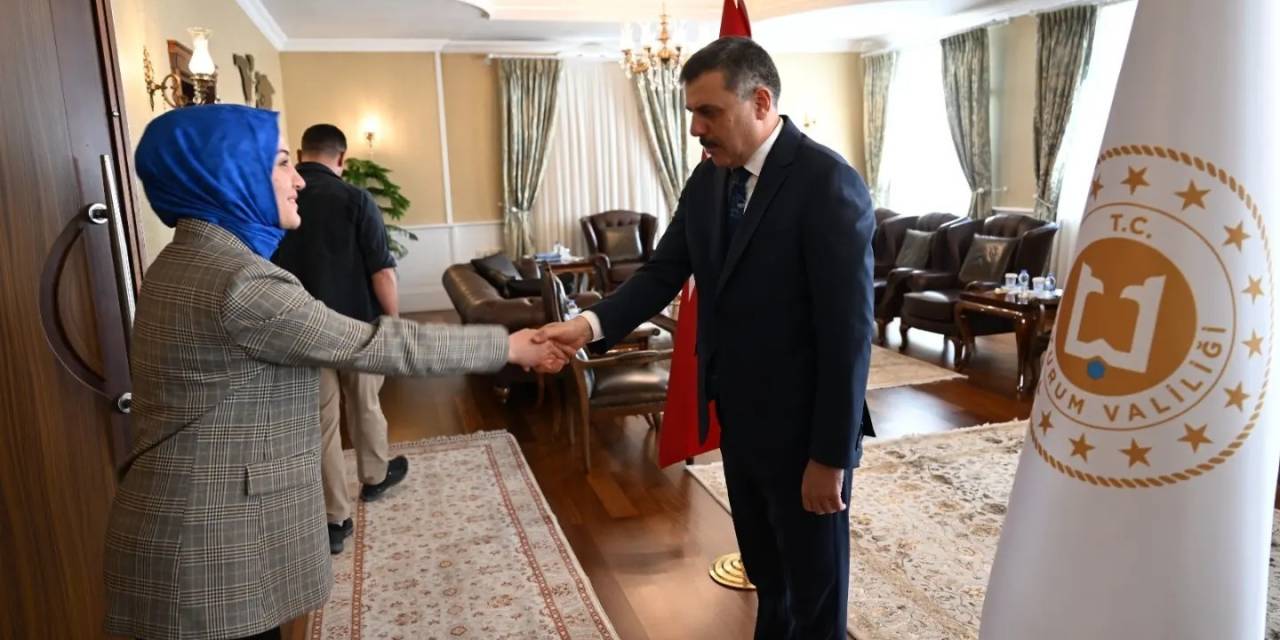 Valilik Ve Büyükşehir’de Erken Bayramlaşma