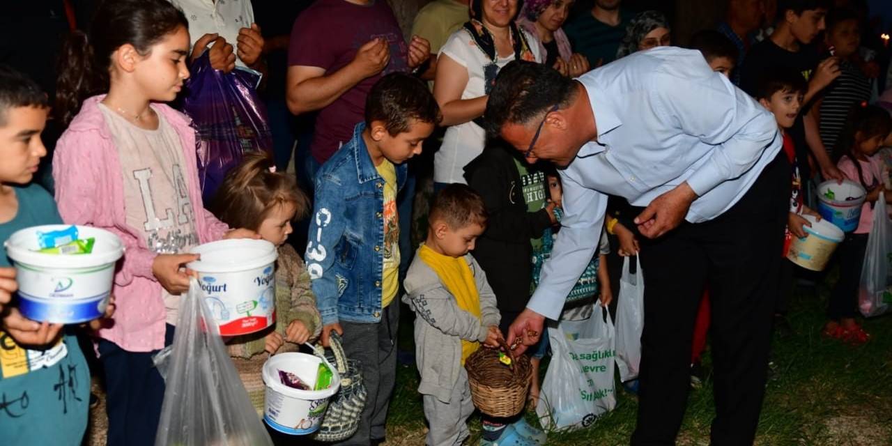 Alaşehir’de Asırlık Arife Geleneği Yaşatılıyor