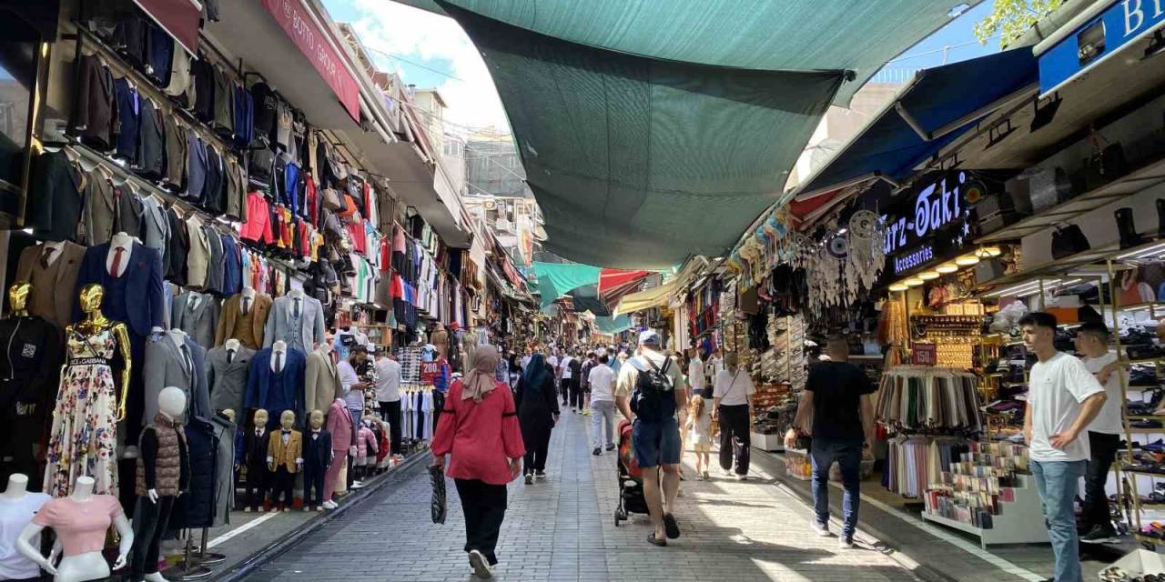 Eminönü - Mahmutpaşa’da Kurban Bayramı Hareketliliği