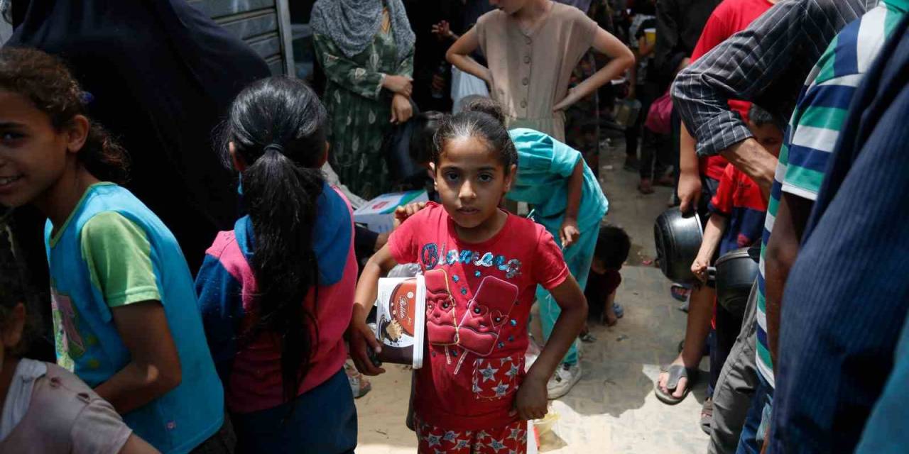 Gazze’de Can Kaybı 37 Bin 296’ya Yükseldi