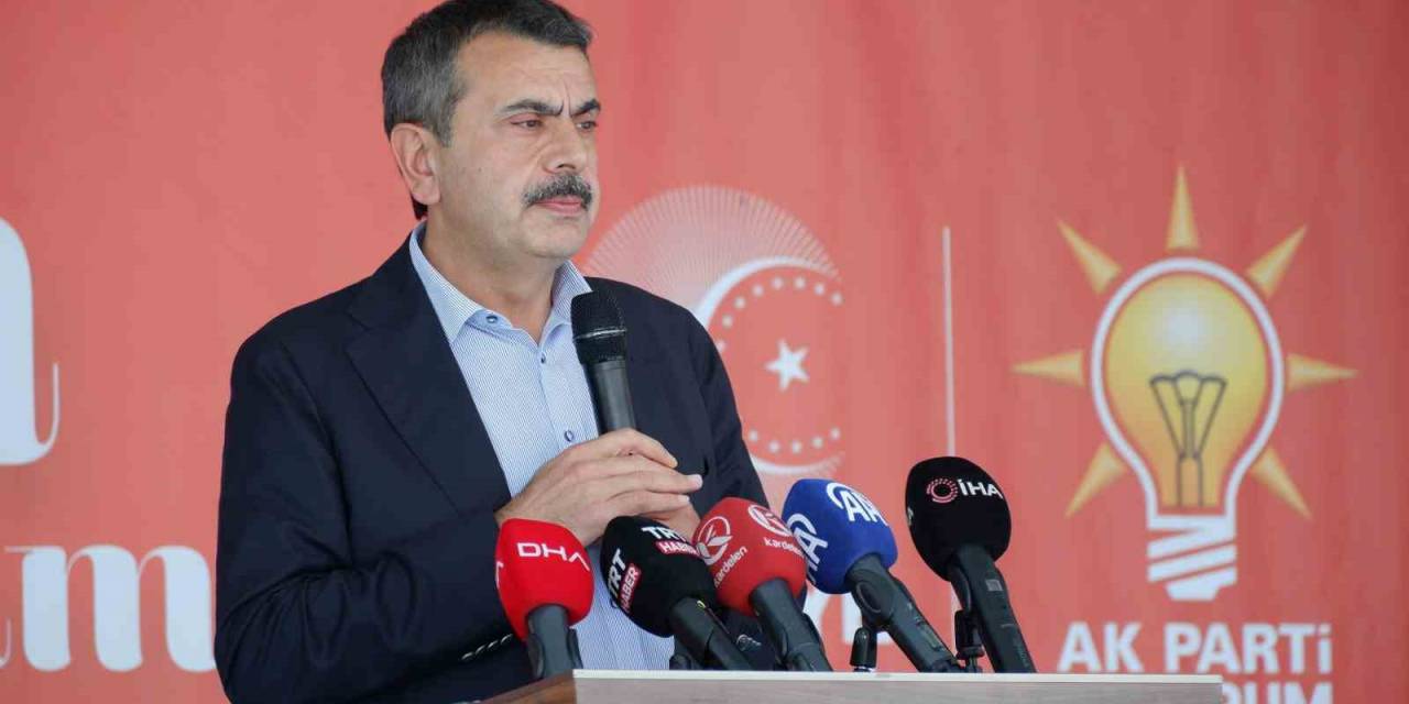 Bakan Tekin: “Evrensel Ölçütlere Uyun Bir Müfredat Oluşturmaya Çalıştık”