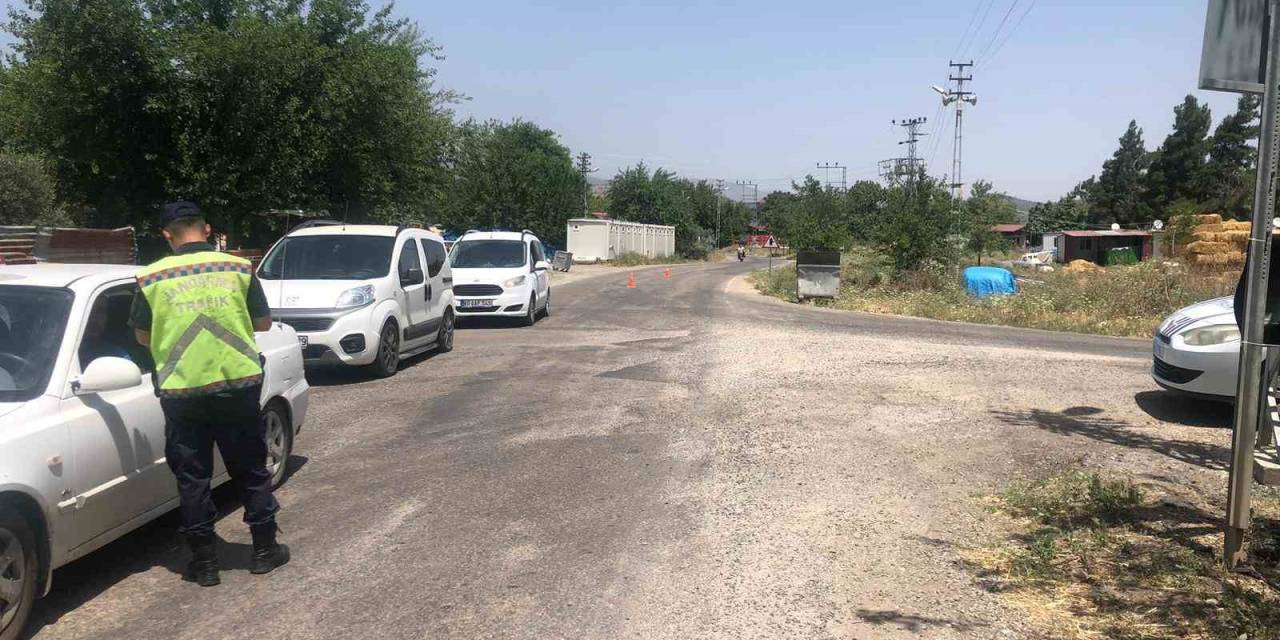 Gaziantep’te Jandarma Ekipleri Bayram Tedbirlerini Yoğunlaştırdı