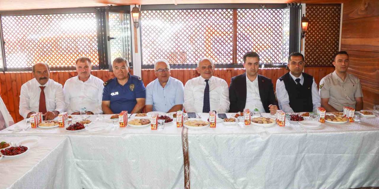 Yahyalı’da Bayramlaşma Töreni Yapıldı