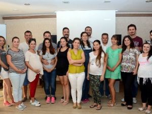 Gebe Okulu’yla Bilinçi Anne Ve Babalar