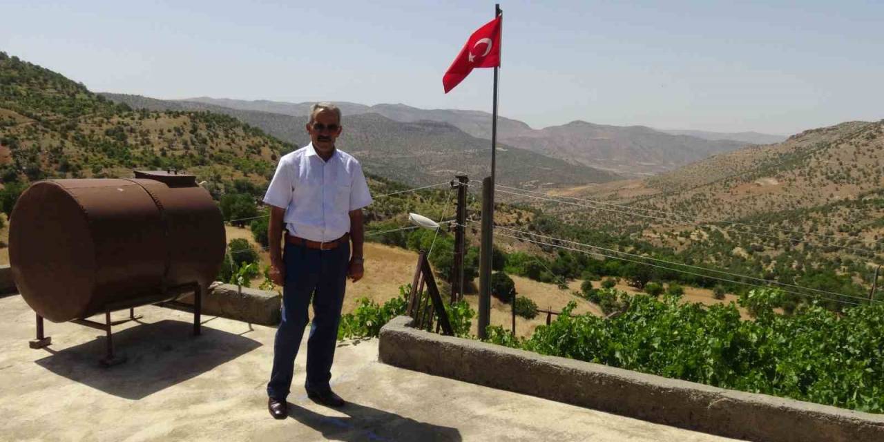 Her Babalar Günü’nde Şehit Edilen Ailesini Ziyaret Ediyor