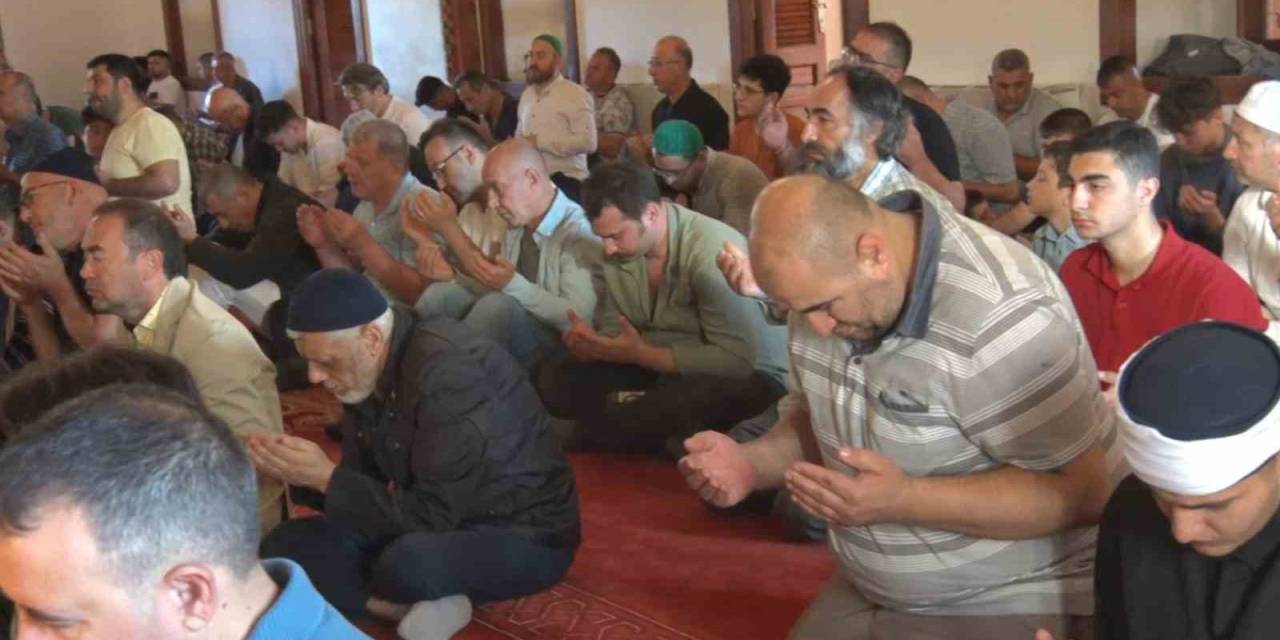 Ankara’da Kurban Bayramı Namazı Eda Edildi