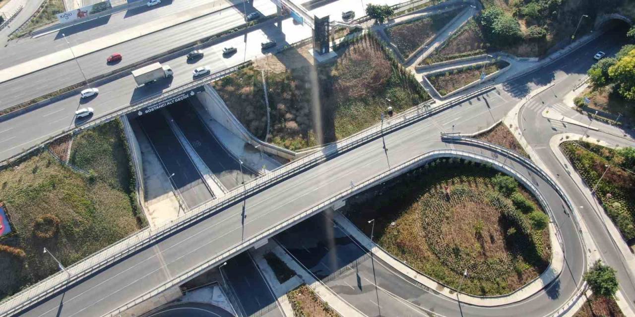 İstanbul’da Bayramın 1. Gününde Yollar Boş Kaldı