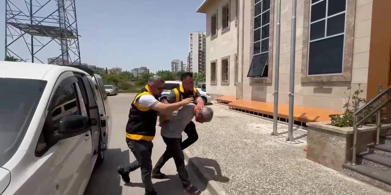 19 Yıl Hapis Cezası Olan Hırsız Kurban Pazarında Pazarlık Yaparken Yakalandı