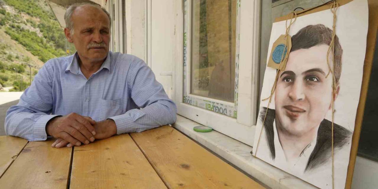 Şehit Necmettin Öğretmensiz 7. Babalar Günü Babası İçin Buruk Geçiyor