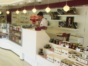Kardelen Kestane Şekeri Yalova’da Mağaza Açtı