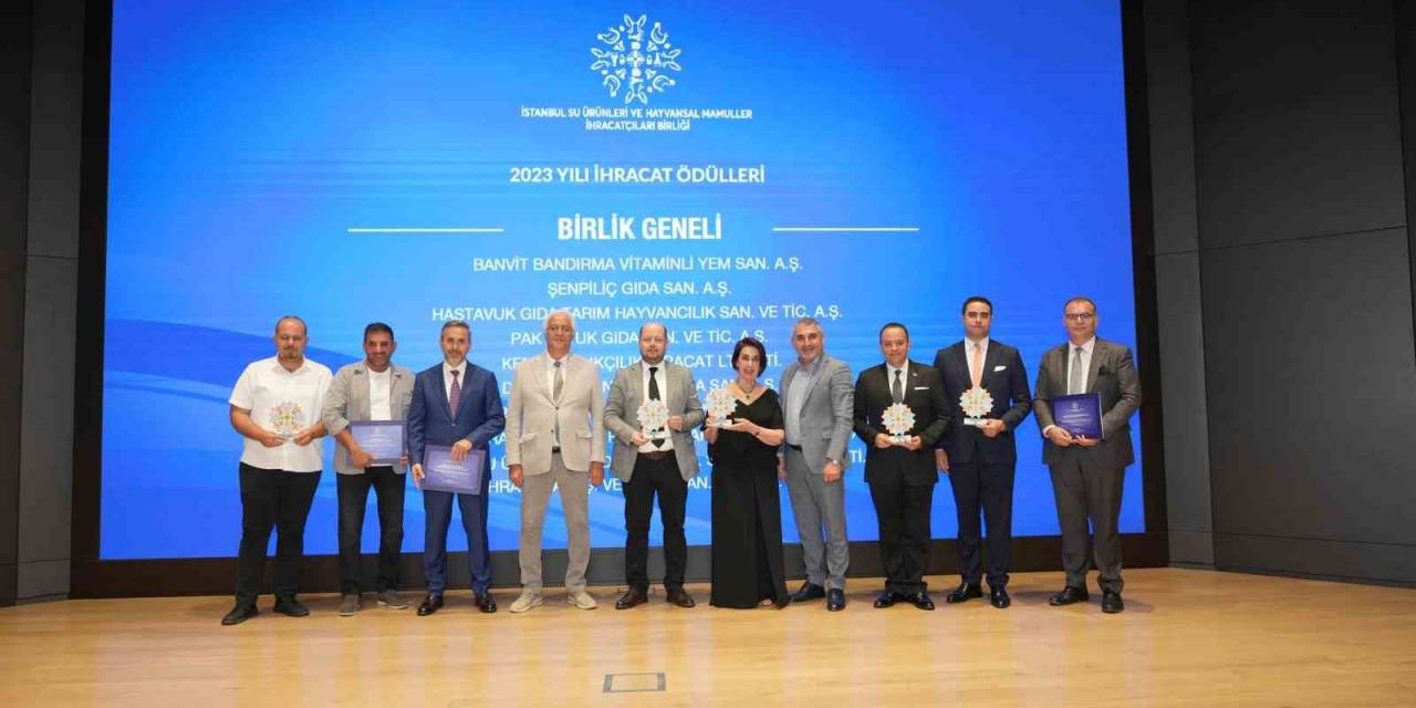 En Başarılı İhracatçılar Ödüllerini Aldı