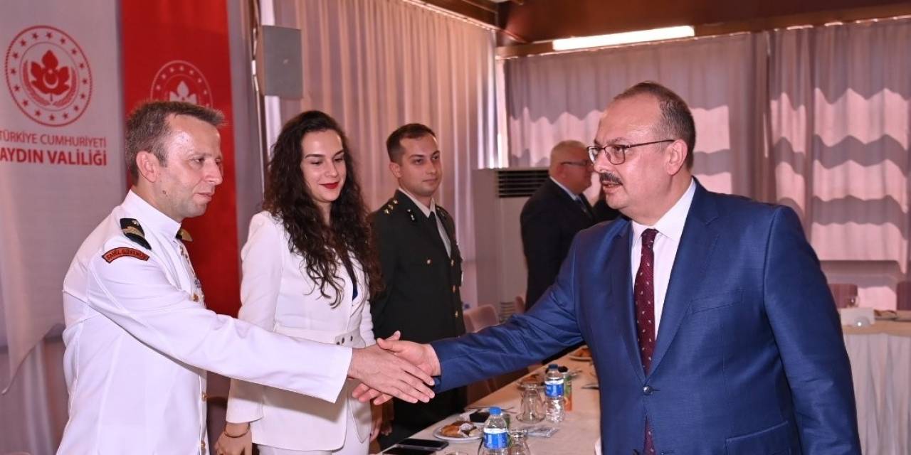 Aydın Protokolü Bayramlaştı