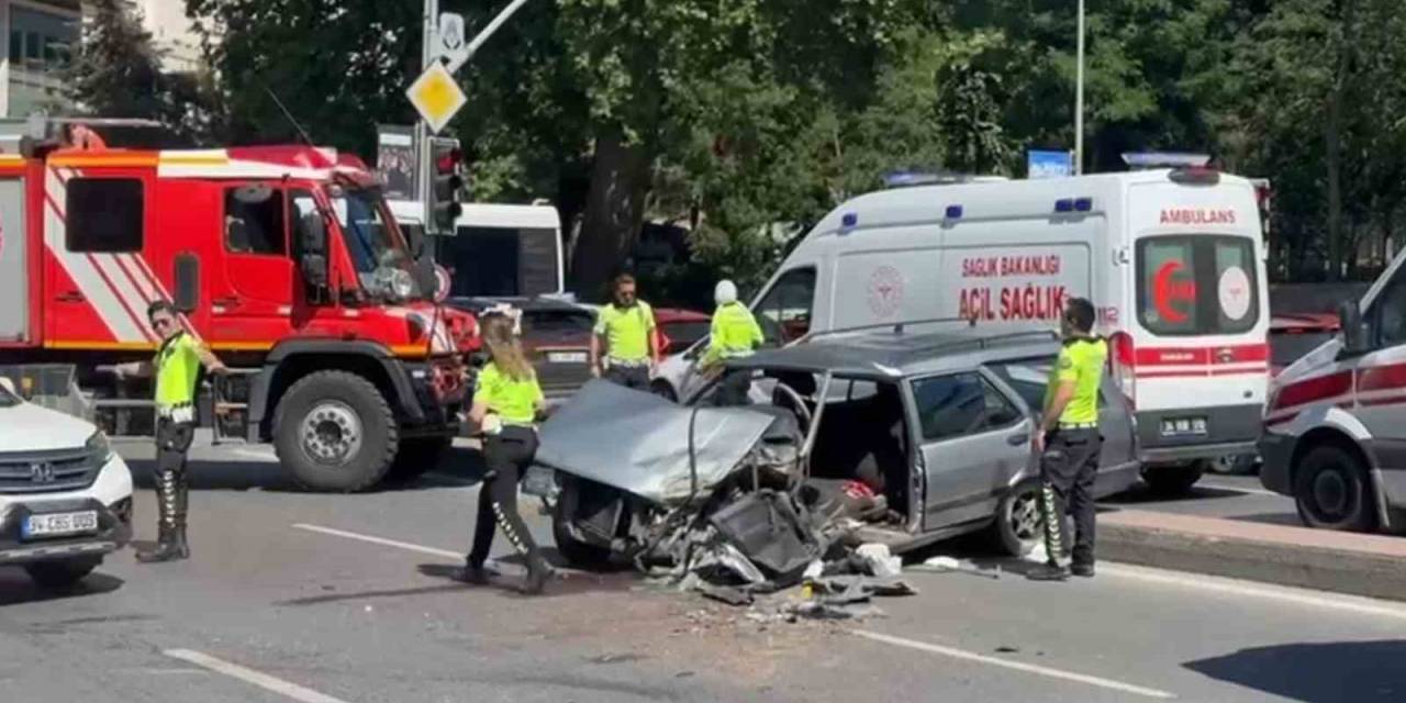 Bayramın İlk Gününde Kağıthane’de Feci Kaza: 5 Yaralı