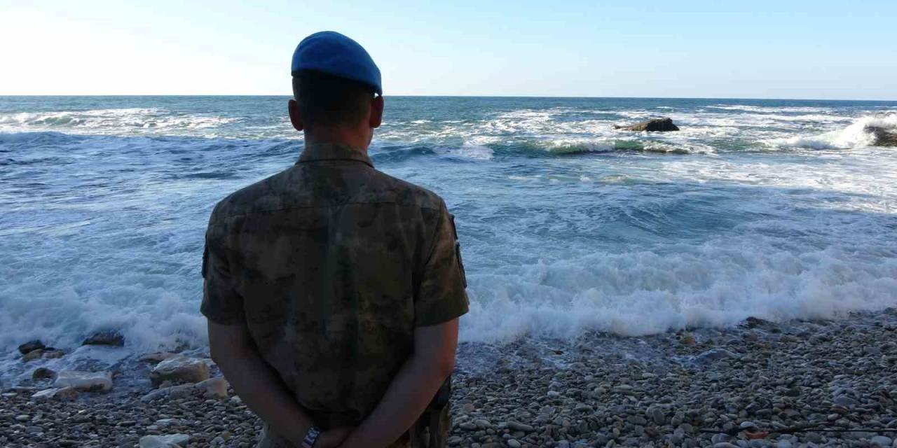 Denizde Kaybolan Gencin Cansız Bedenine Ulaşıldı