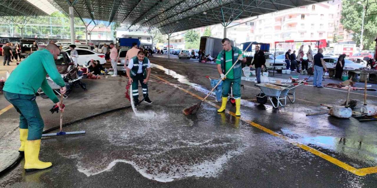 Keçiören’de Kurban Kesim Hizmeti Vatandaşı Memnun Etti