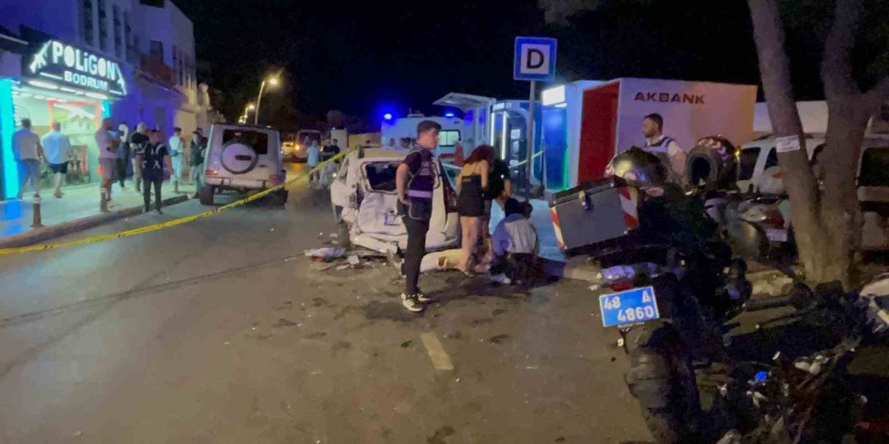 Kalabalığa Dalan Lüks Cip 6 Kişiyi Ezdi