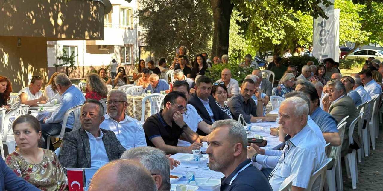 Balkan Türkleri Bayramlaşma Töreninde Bir Araya Geldi