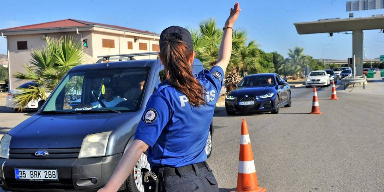 Çeşme’de Huzurun Korunması İçin Ekipler Görevde