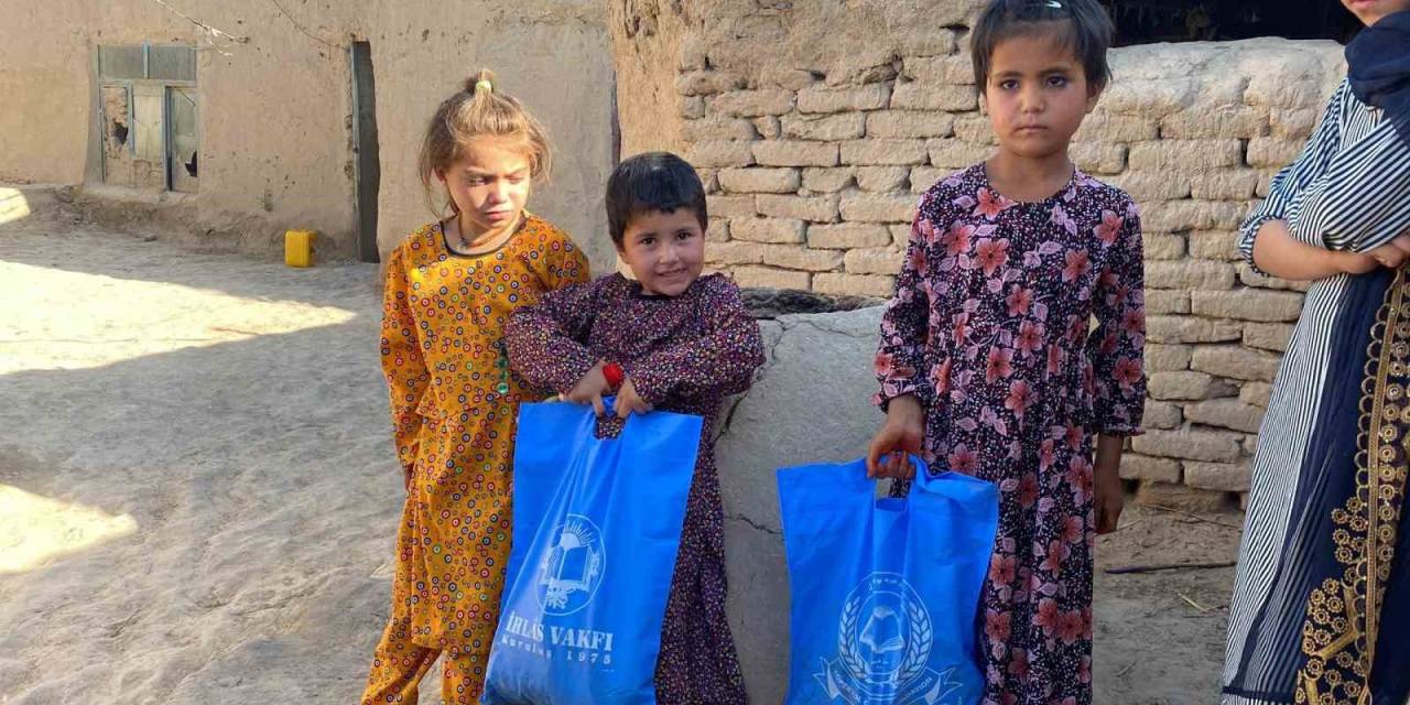 İhlas Vakfı’ndan Yetimlere Bayram