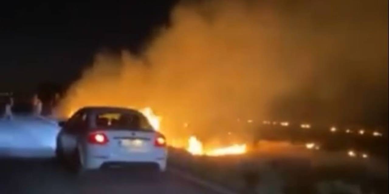 Konya’da Arpa Ekili Arazi Alev Alev Yandı