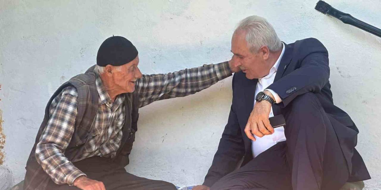 Eleşkirt Belediye Başkanı Yakut, Kurban Bayramı’nda En Yaşlı Vatandaşları Ziyaret Etti