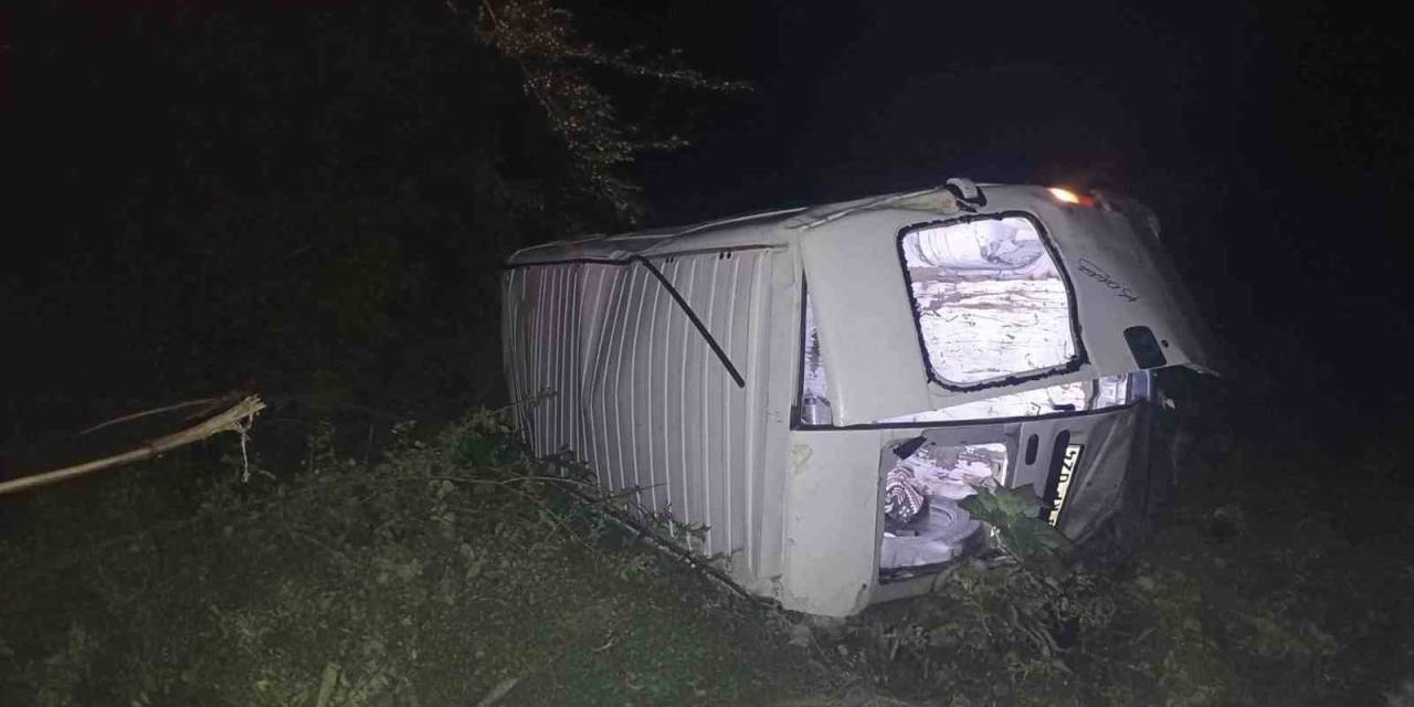 Malkara’da Otomobil İle Minibüs Çarpıştı: 15 Yaralı