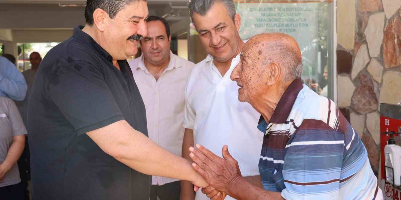 Başkan Yıldız, Huzurevi Sakinleriyle Bayramlaştı