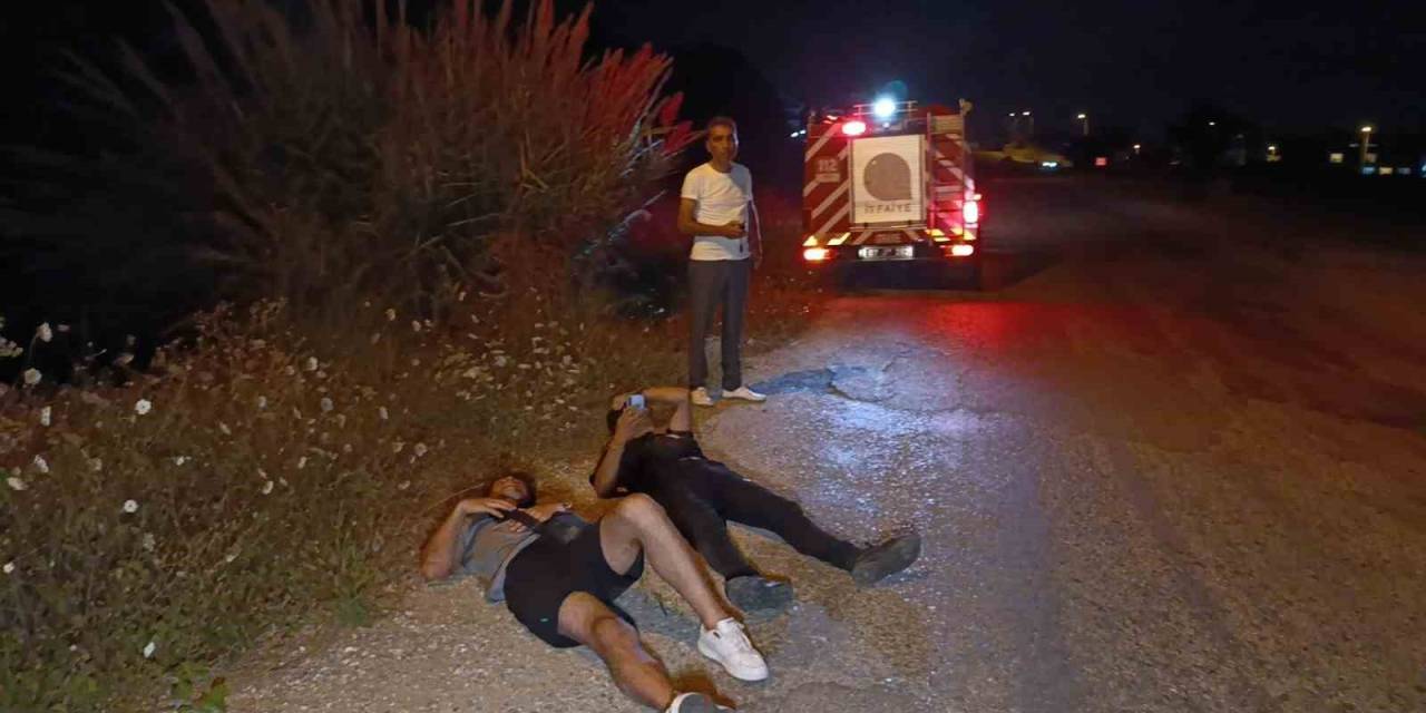 Kontrolden Çıkan Atv Kanala Devrildi: 2 Yaralı