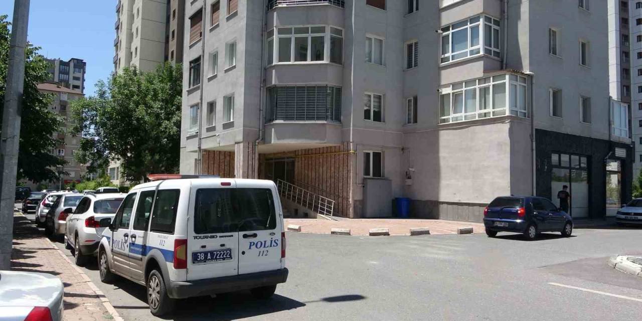 Bayramları Hüzne Dönüştü: 57 Yaşındaki Şahıs Evinde Ölü Bulundu