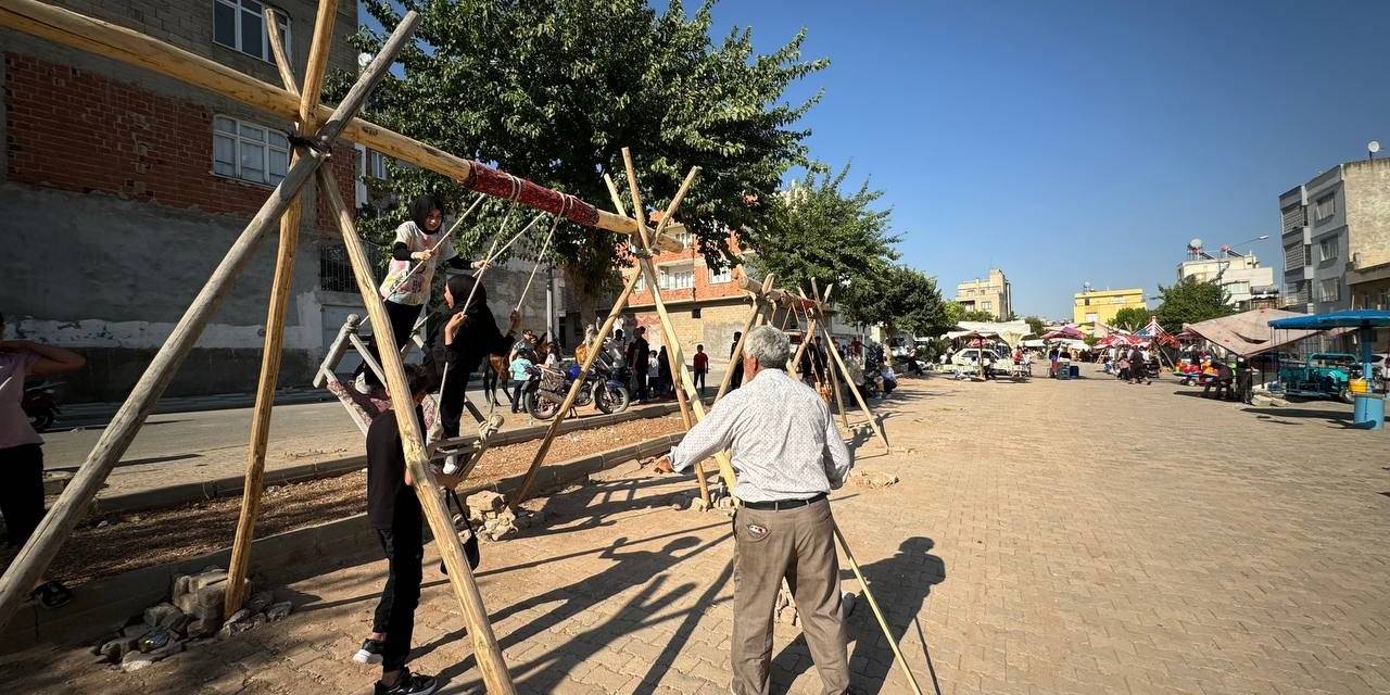 Kilis’te Çocuklar Bayram Yerinde Gönüllerince Eğlendi