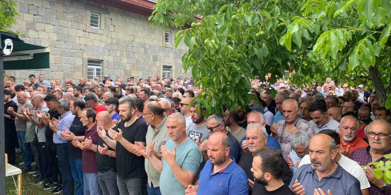 Üsteğmen’in Öldürdüğü İddia Edilen Eşi İle 2 Aylık Evli Olduğu Ortaya Çıktı