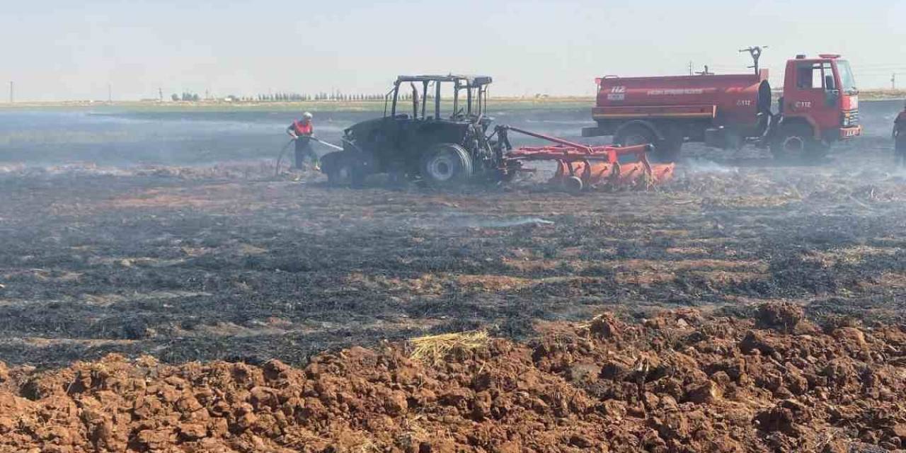 Siverek’te 300 Dönümlük Buğday Tarlası Ve Bir Traktör Kül Oldu