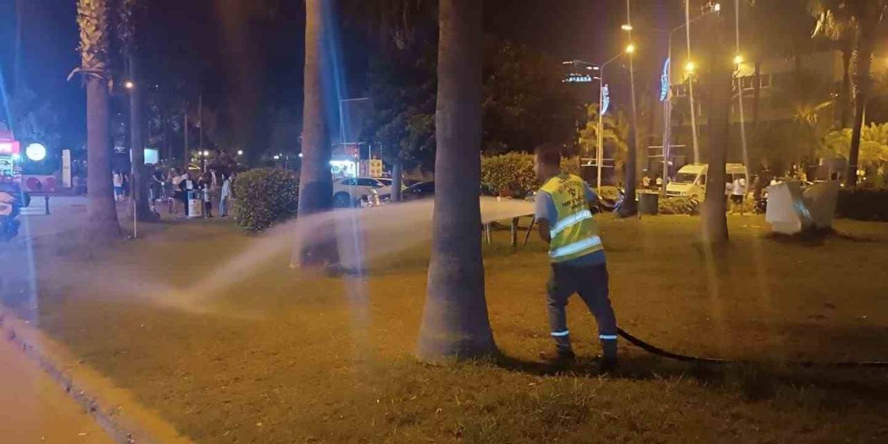 Alanya’da Sahillerde Ve Banklarda Yatanlara Zabıta Müdahalesi