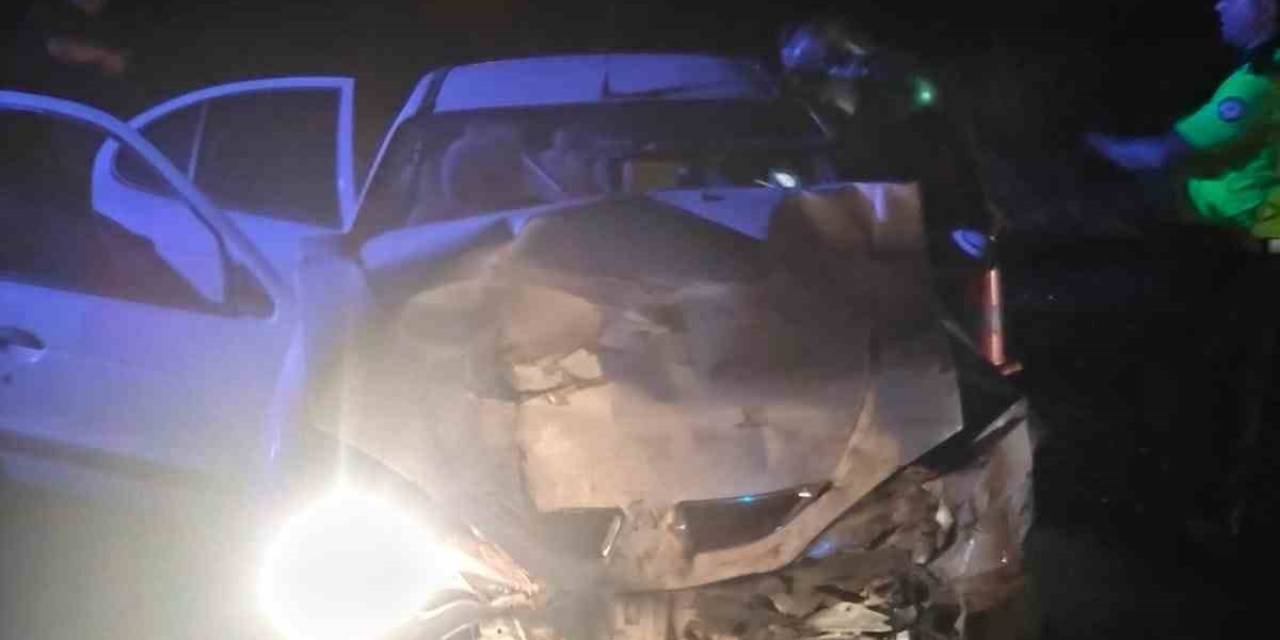 Diyarbakır’da İki Otomobilin Çarpıştığı Kazada 4 Kişi Yaralandı