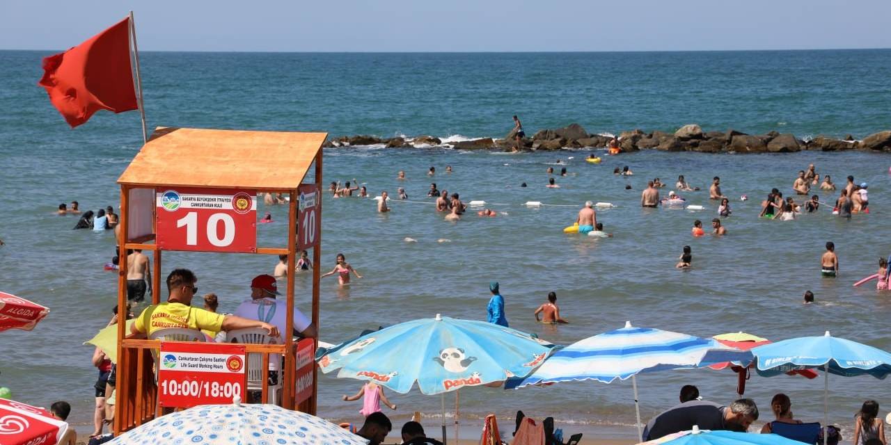 Cankurtaranların Hayat Nöbeti: Bayramda 16 Kişiyi Ölümün Kıyısından Aldılar