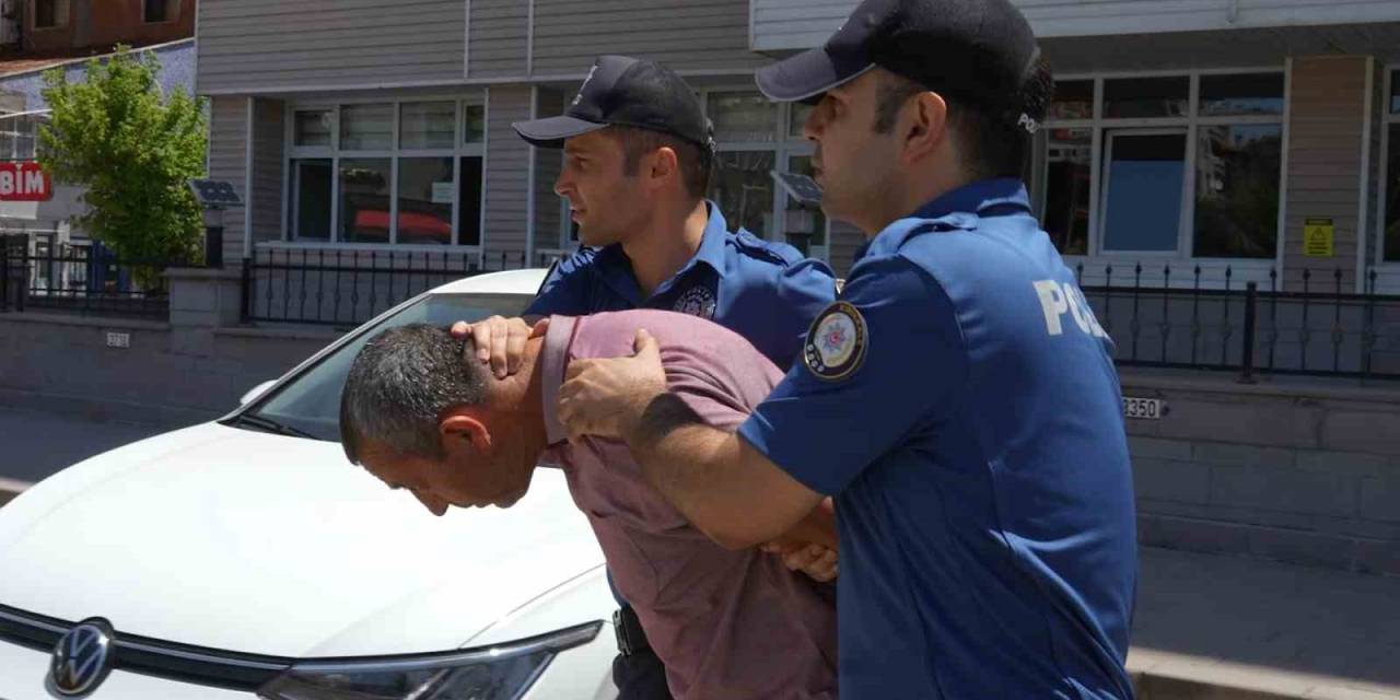 Polise Şiddet Uygulayan Şahıs Tutuklandı