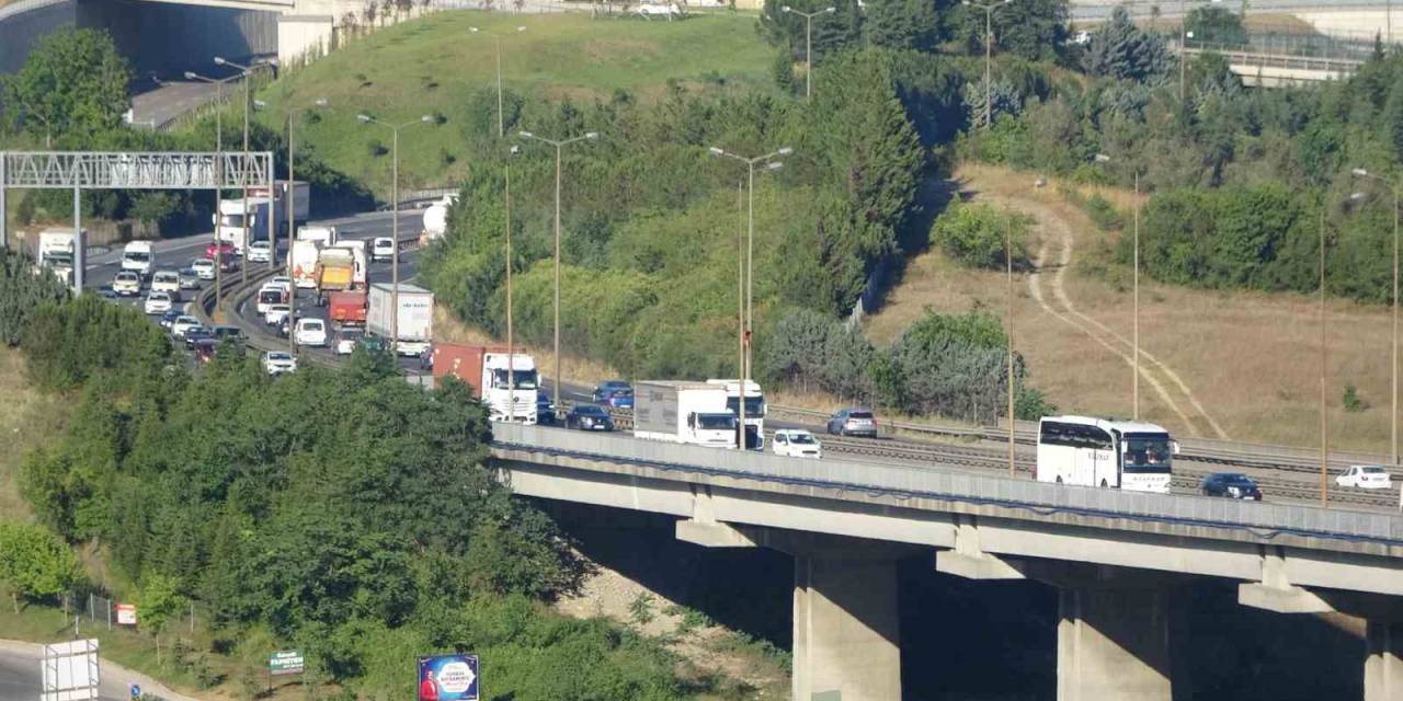 Tatilcilerin Dönüş Yolculuğu Erken Başladı