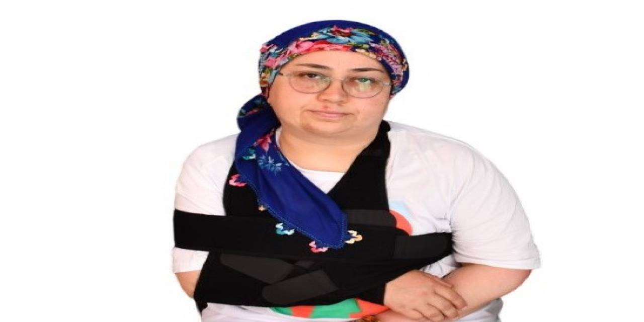 Düğünde ’yorgun Mermi’ İsabet Eden Kadın Yaralandı