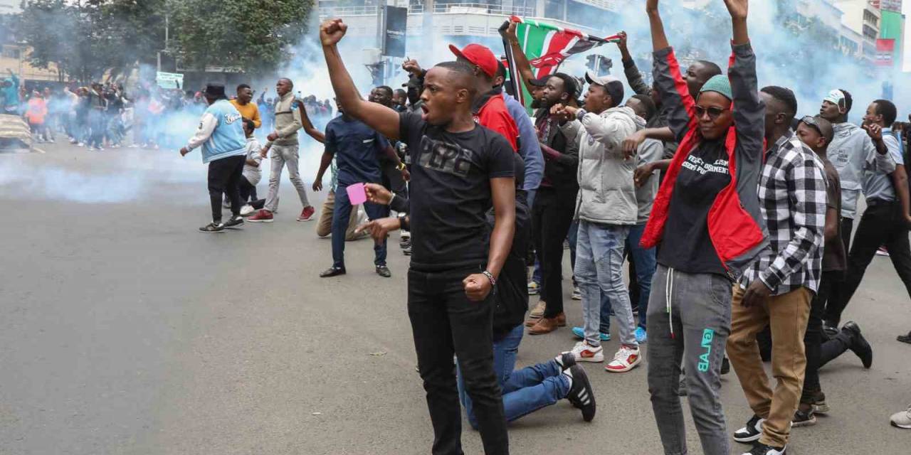 Kenya’da Vergi Yasası Protestolarında 1 Ölü, 200 Yaralı