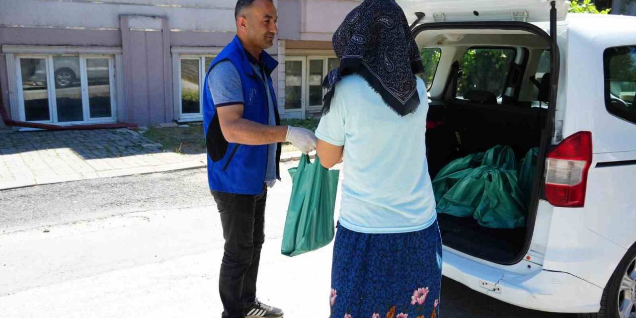 85 Aileye Kurban Eti Ulaştırıldı