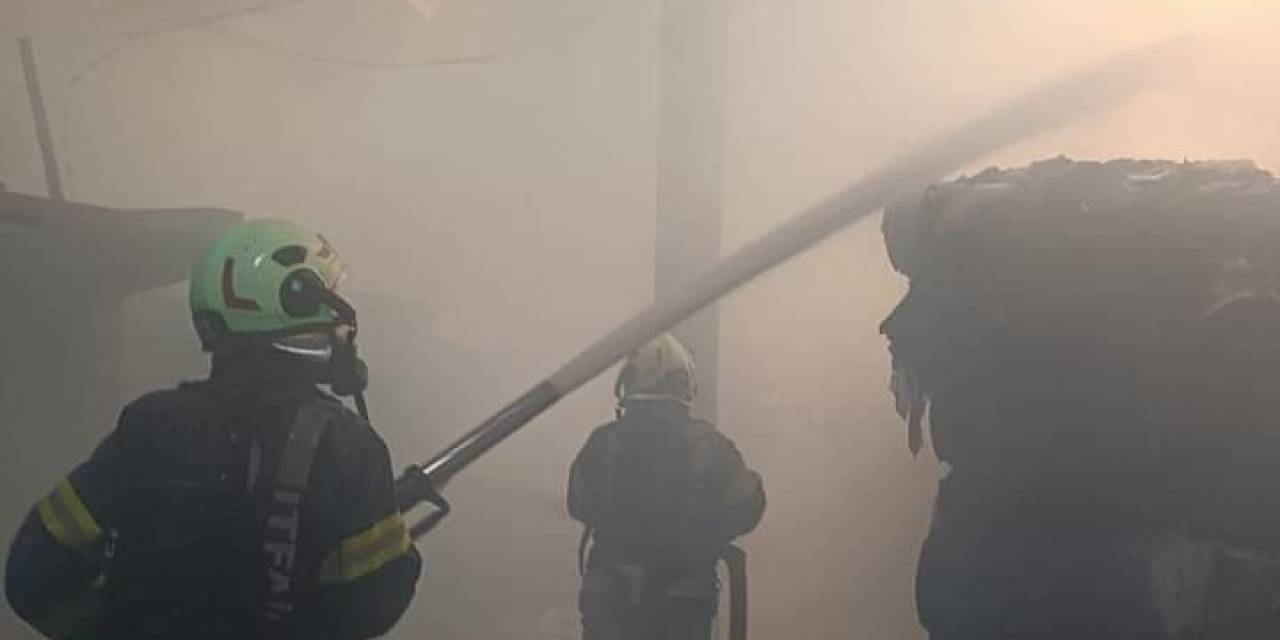 Denizli’de İşyeri Yangını