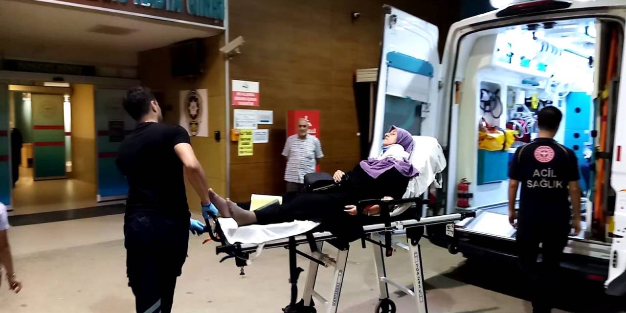 İki Kişinin Yaralandığı Kaza Kamerada