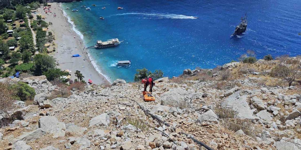 Kelebekler Vadisinden Düşen Vatandaş Yaşamını Yitirdi