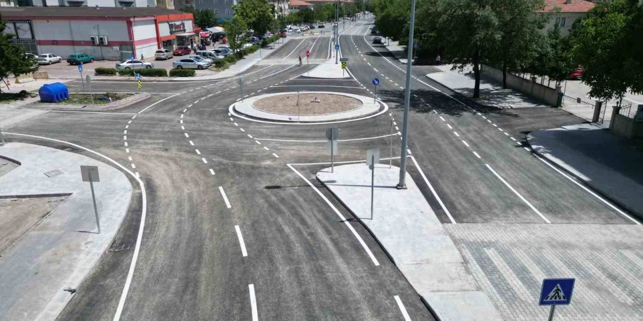 Melikgazi’de Kavşak Düzenlemesiyle Trafik Rahatlıyor