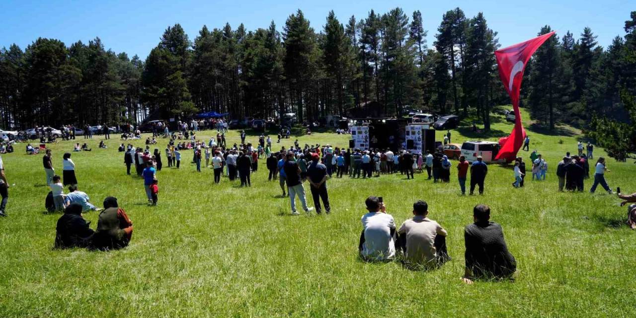 Güzelhisar Kalesi’nin Varisleri Yayla Şenliğinde Bir Araya Geldi