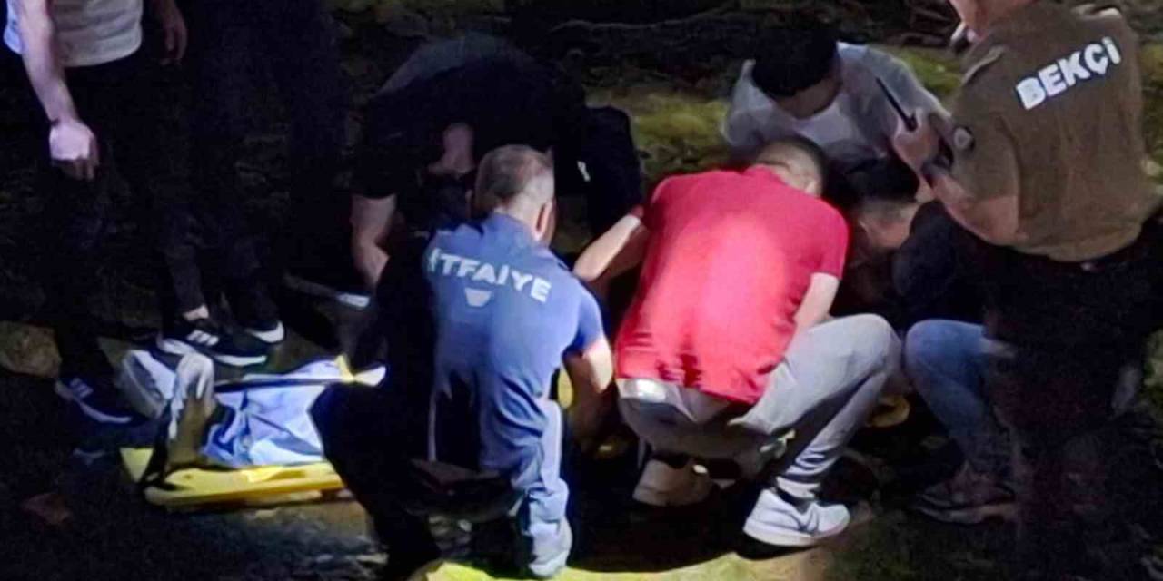 Özçekim Yapmak İsterken Dereye Düştü